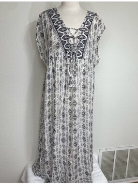 BE Women’s White Black Tribal Print Soft Rayon Kaftan Maxi Dress Size Large Boho